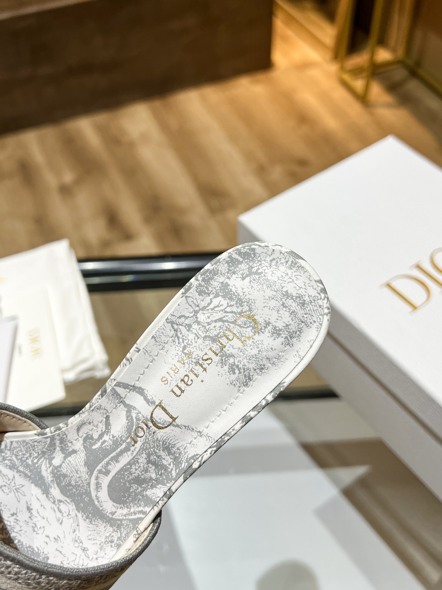 Women's high heels